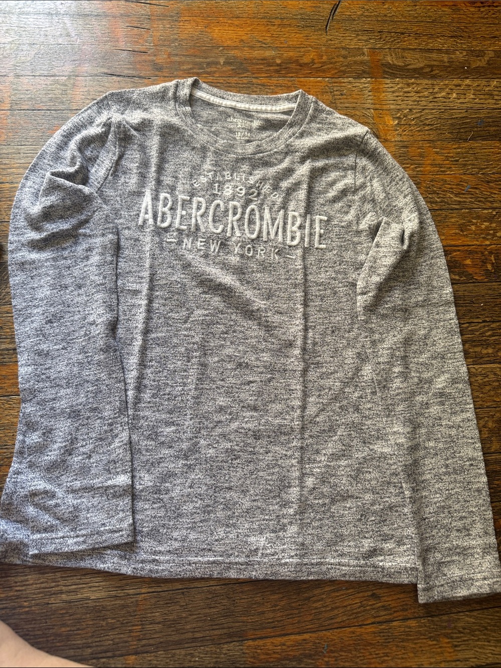 Abercrombie & Fitch Kids Gray Heather Long Sleeve Tee